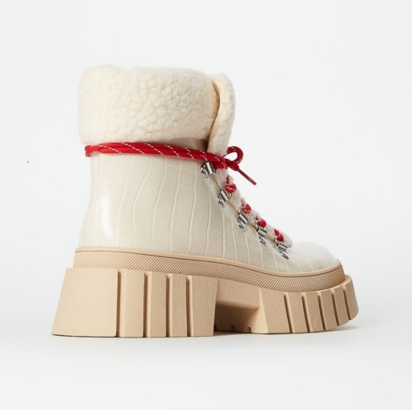 Leigh Lace-Up Bootie 8.5 MSRP $66.95 - Picture 4 of 10